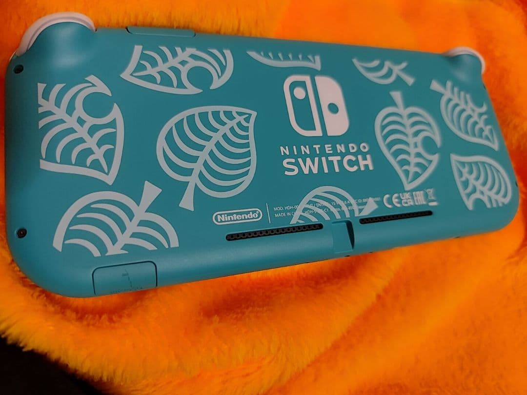 Nintendo Switch Lite あつまれどうぶつの森エディション