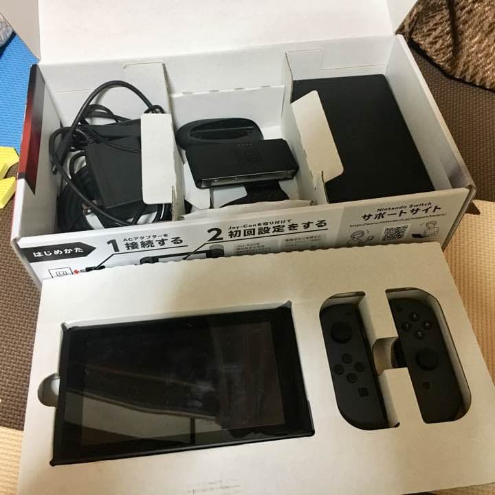 保証書付き！switch本体＆カセット２つ