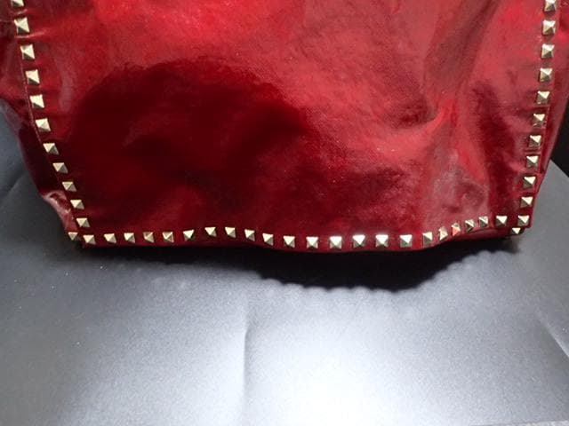 ☆最終価格　ヴァレンティノ　ショルダーバッグ☆