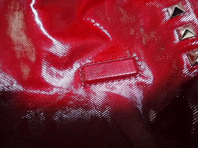 ☆最終価格　ヴァレンティノ　ショルダーバッグ☆