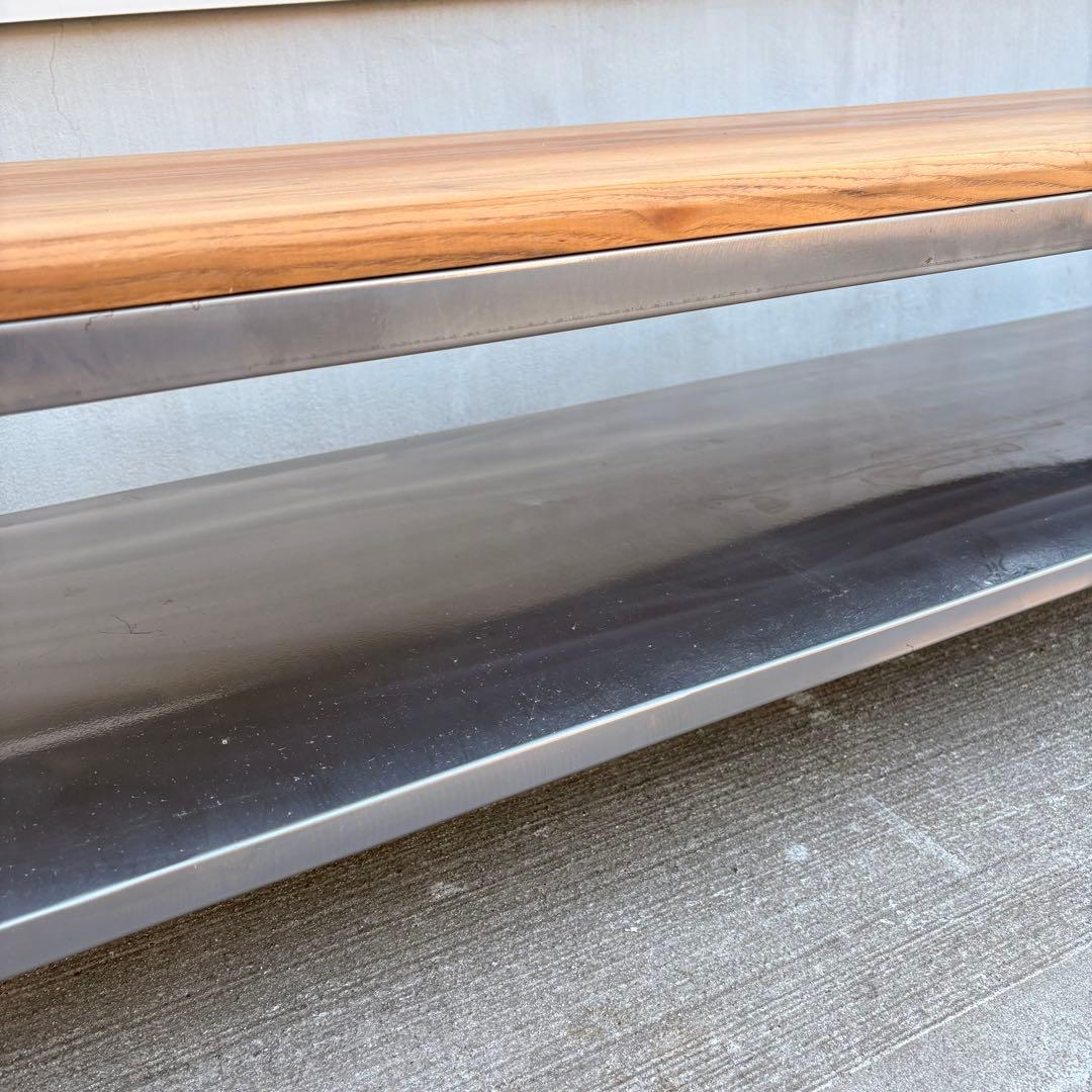 ガルト テレビ台