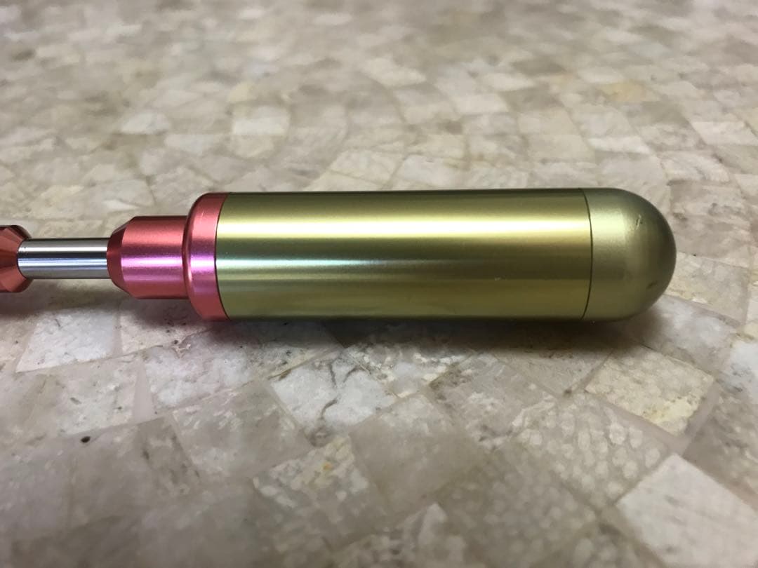 FTW フィオーラ　美容ローラー 遠赤外線