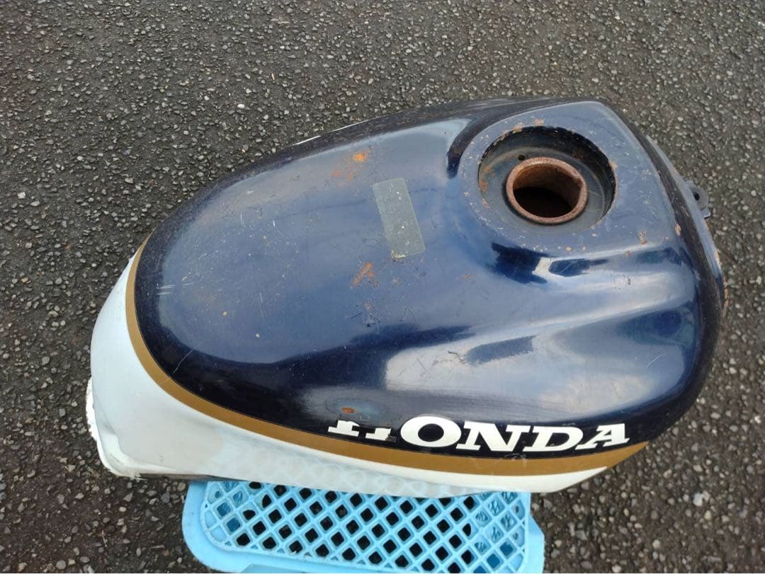 HONDA VTZ ガソリンタンク