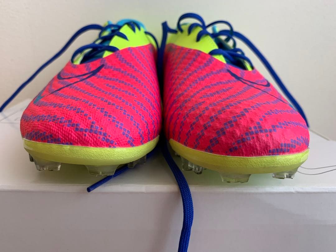 NIKE ファントムGX アカデミーMG 26cm 特注 世界に１足のカラー？