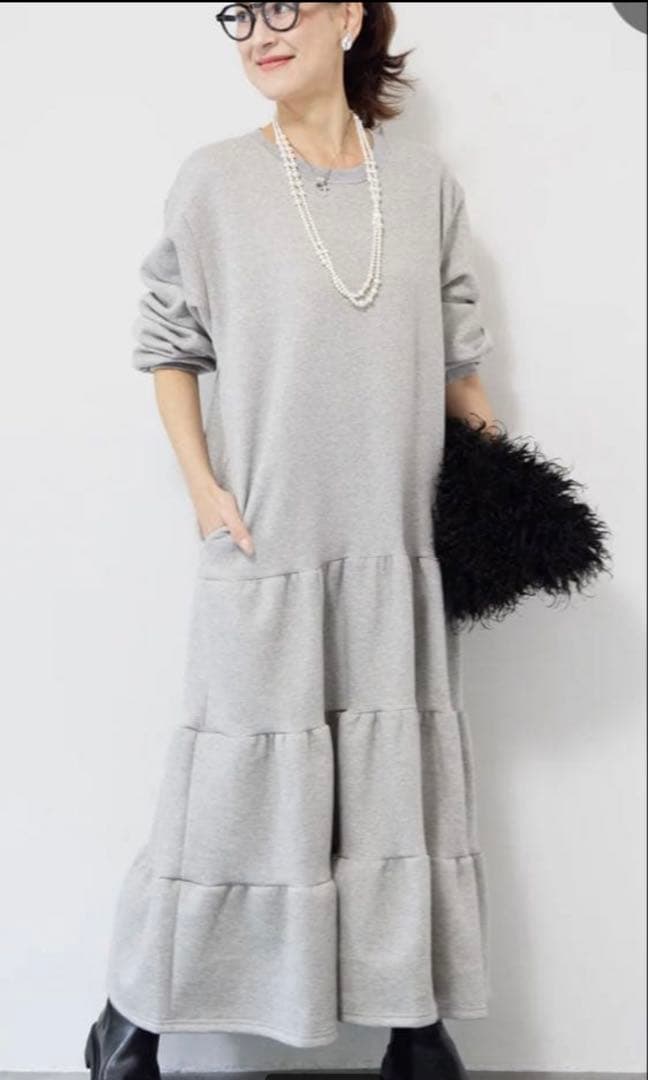 plusOTO.HA裏起毛ティアードスウェットワンピース/グレー