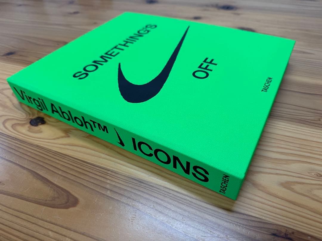 モ*ゼ様 NIKE ヴァージル・アブロー ICON スタイルブック