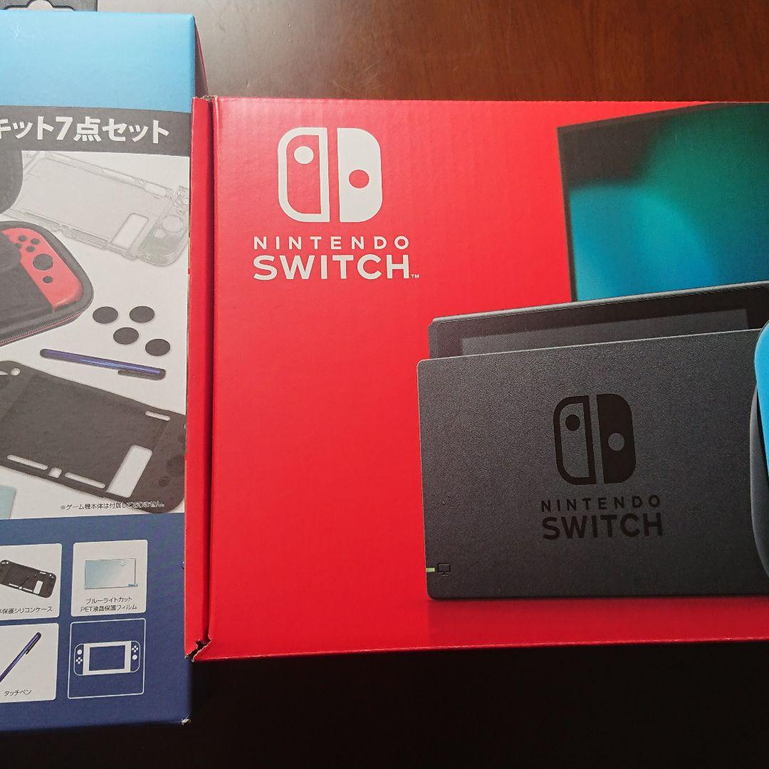 Nintendo Switch ネオンブルー&レッド アクセサリーキット付き