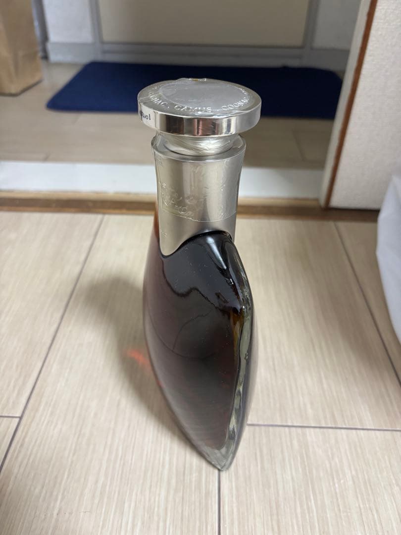 メル　 CAMUS コニャック 深い琥珀色