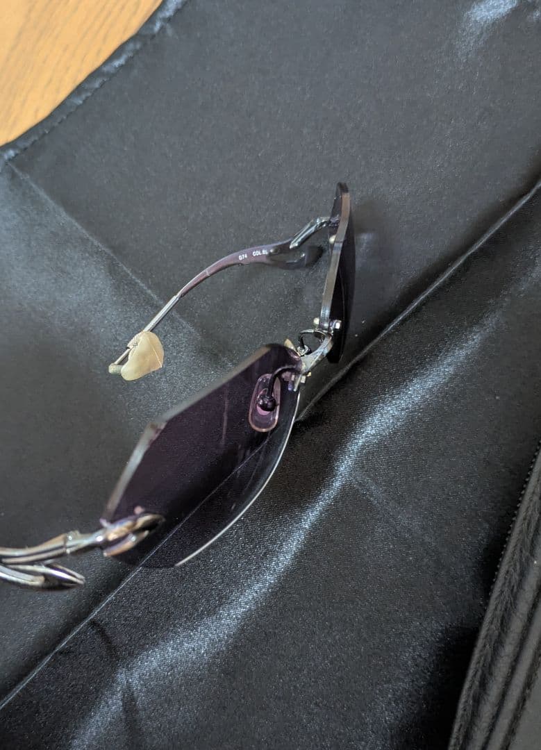 みみ Darts GACKT サングラス