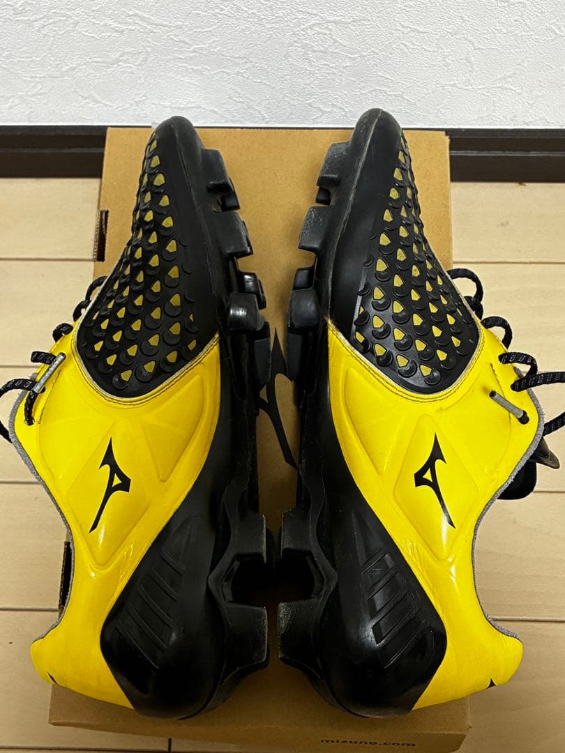 Mizuno イグニタス限定モデル