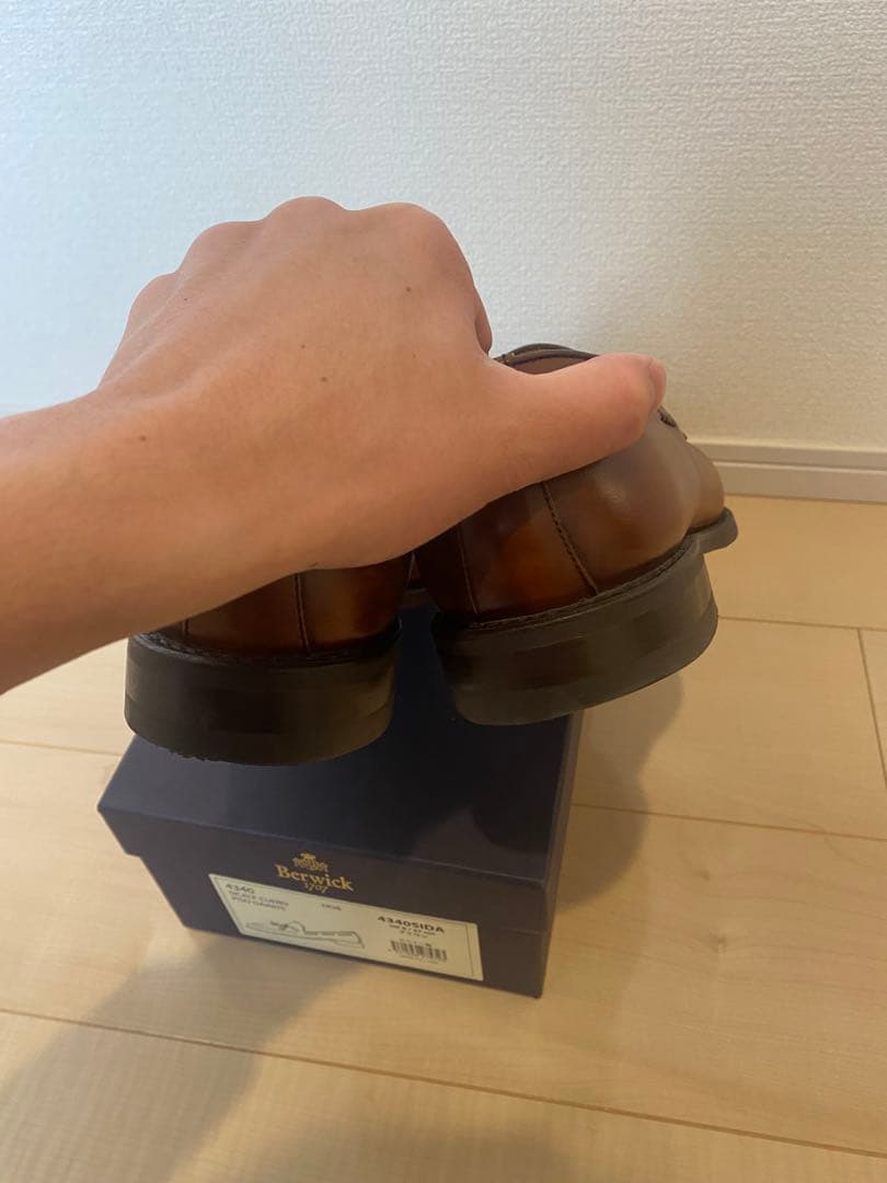 Berwick ブラウンレザー ローファー