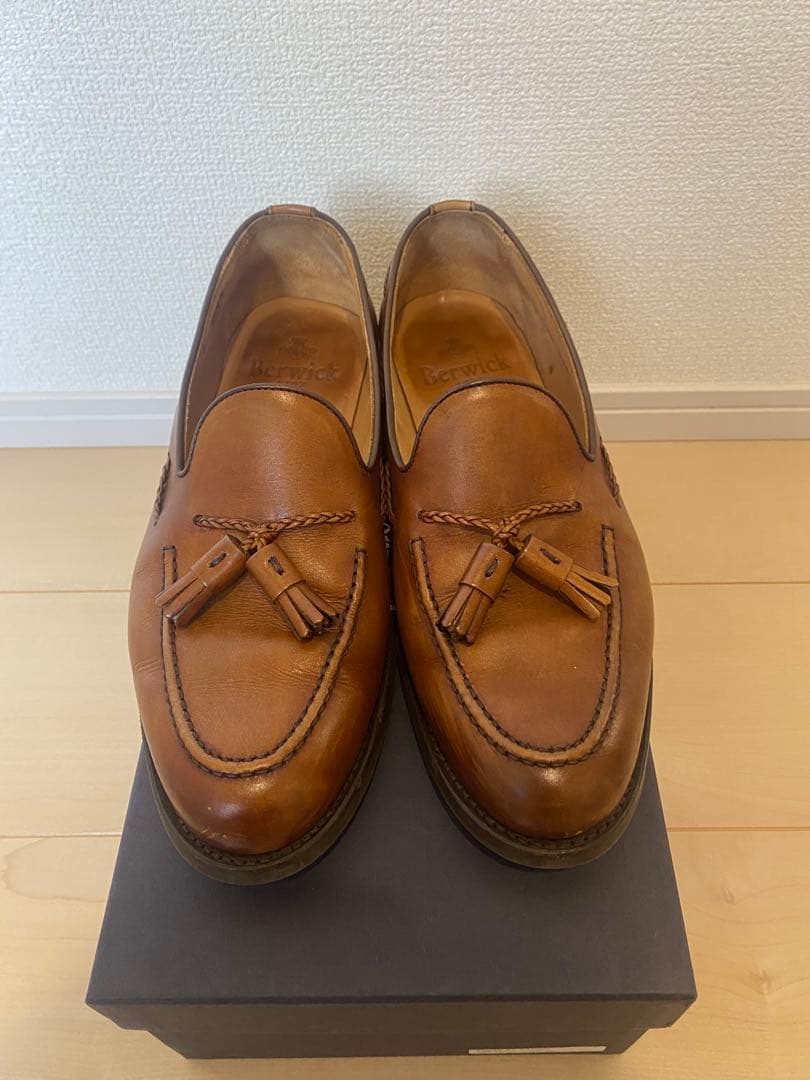 Berwick ブラウンレザー ローファー