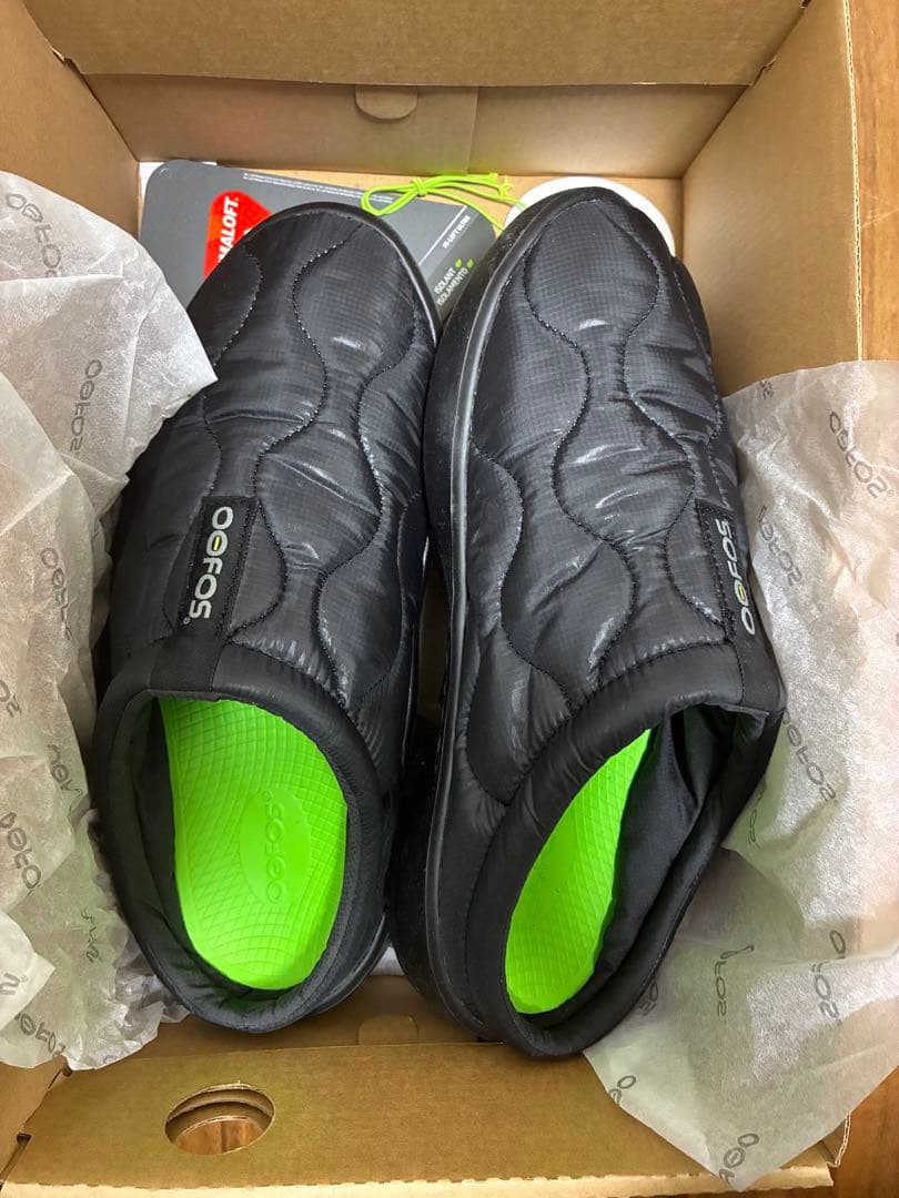Oofos OOcoozie Thermo Muleブラック サンダルサイズ41