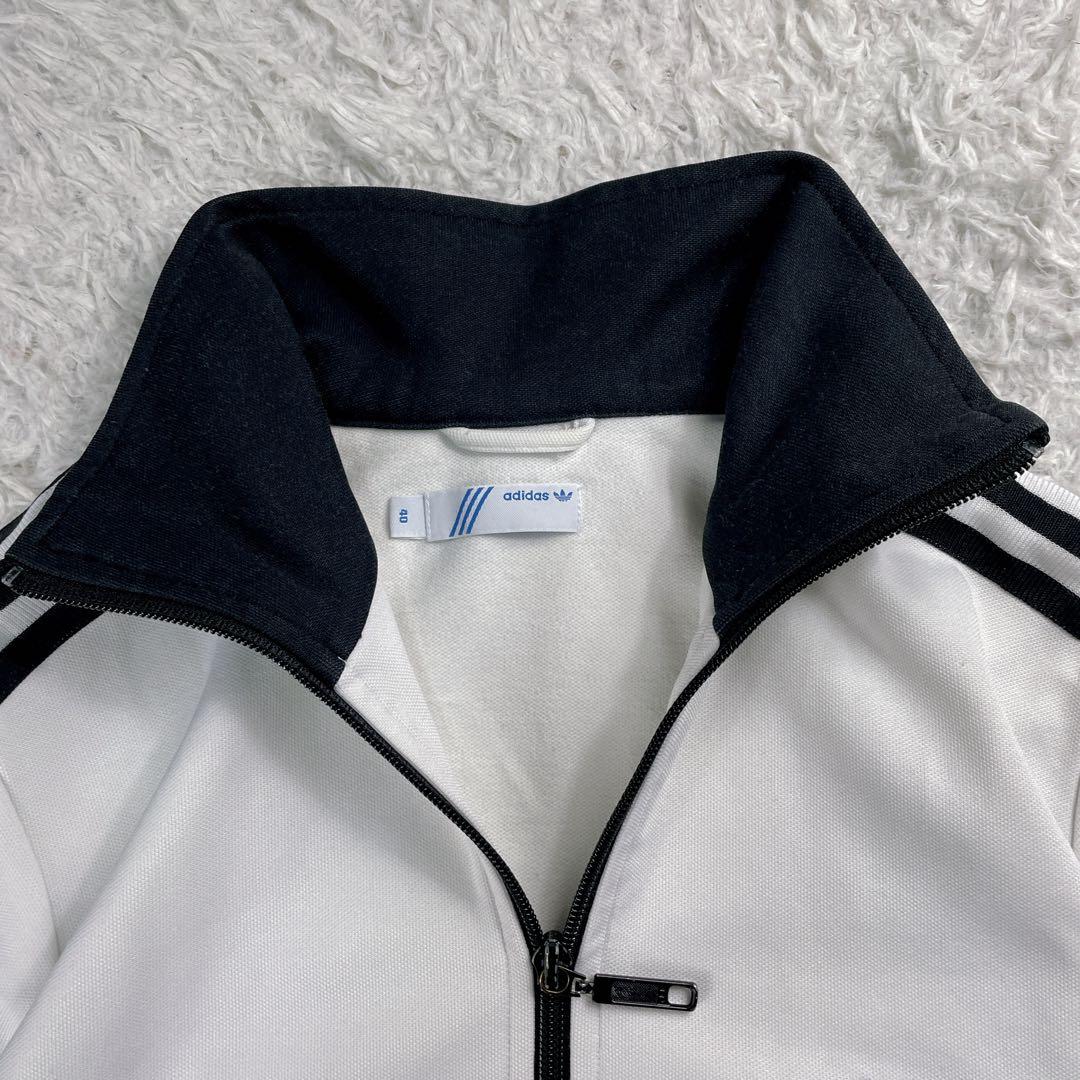 アディダス トラックジャケット 襟高 刺繍ロゴ 3本ライン　トレフォイル