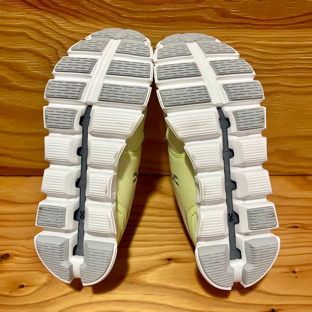 On クラウド5 23.5cm