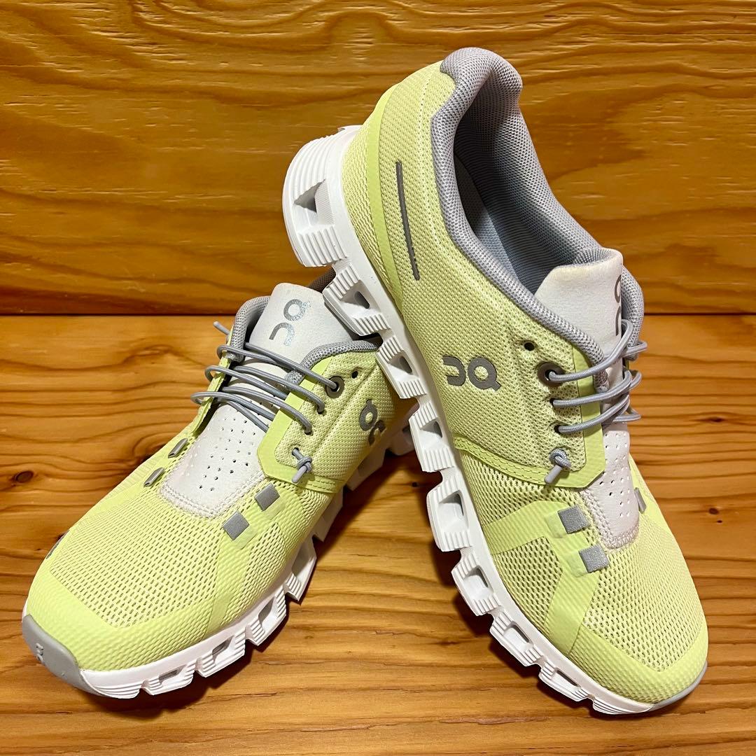 On クラウド5 23.5cm