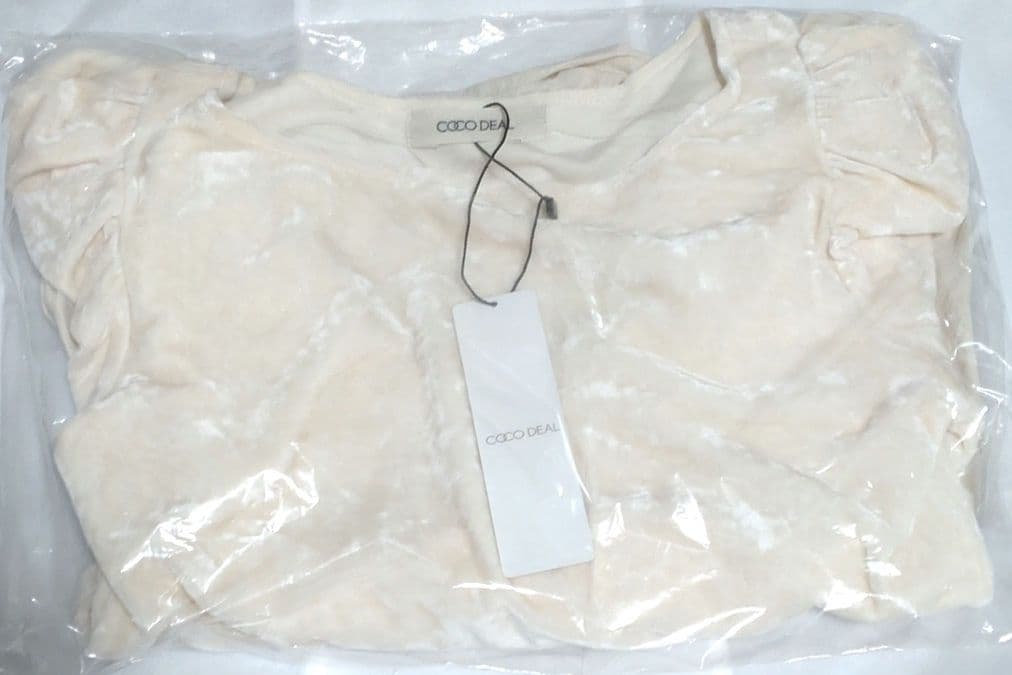 実物写真あり完売 ココディール ベロアドッキングバルーントップス