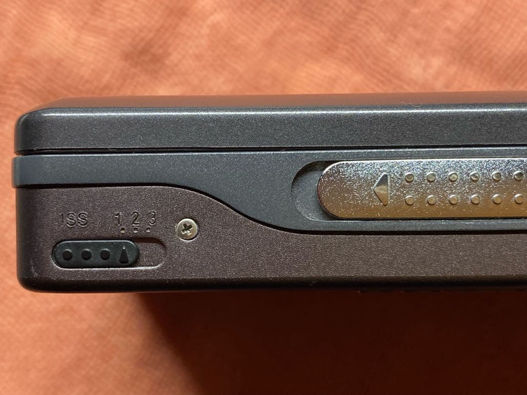 ソニー　カセット型ウォークマン　WM-GX822