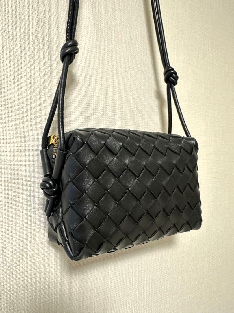 美品⭐︎BOTTEGA VENETA ショルダーバッグ MINI LOOP