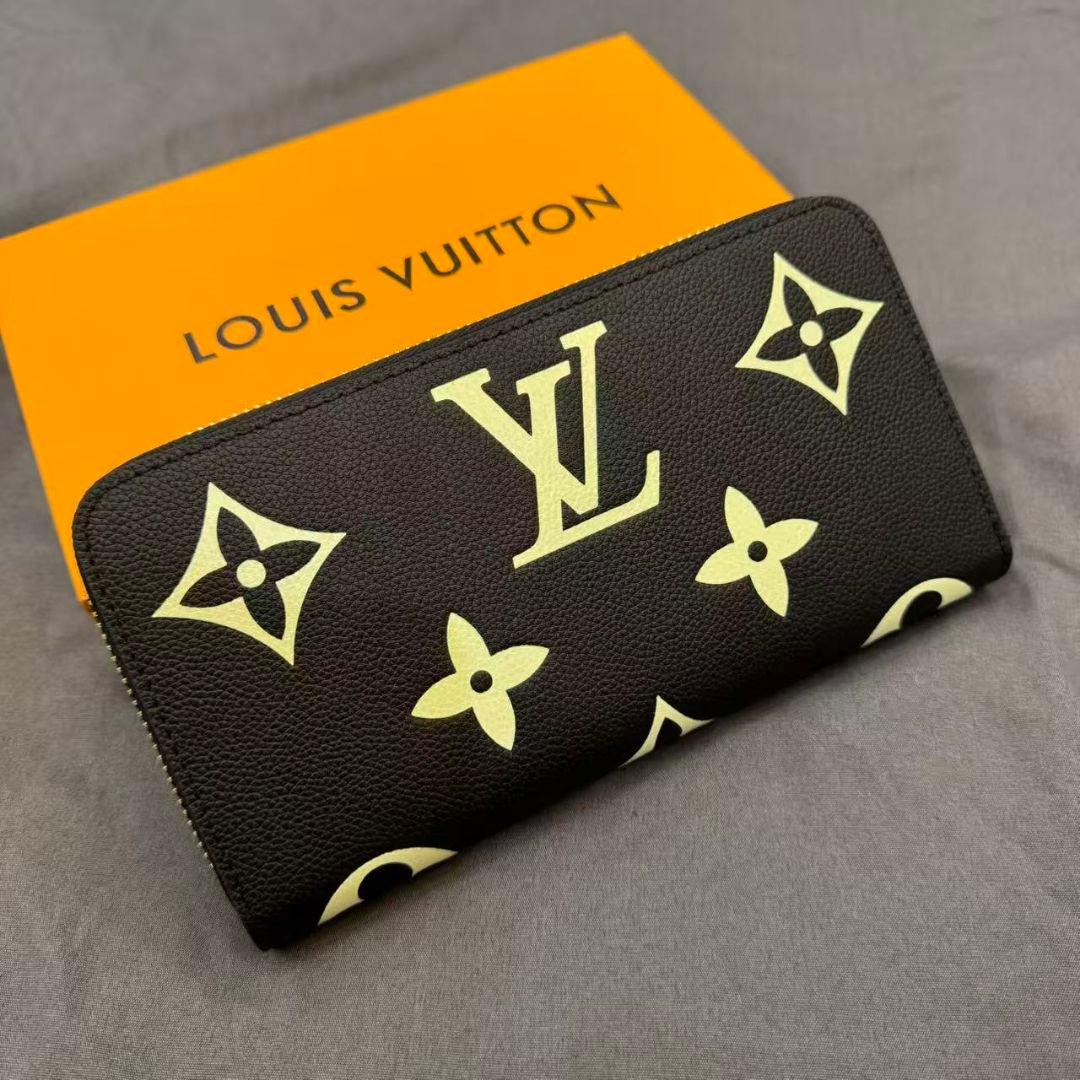 早い者勝ち！ ジッピーウォレット ラウンドファスナー長財布 黒