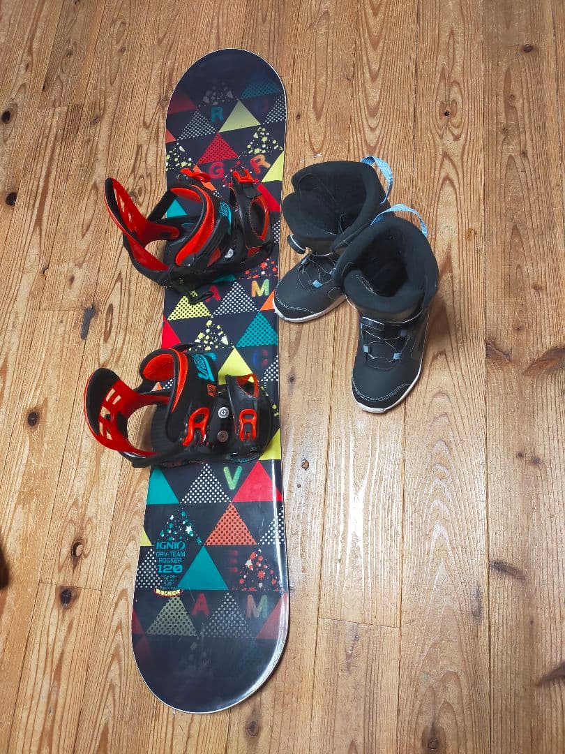 キッズ　スノーボード120 子供 スノーボード3点セット