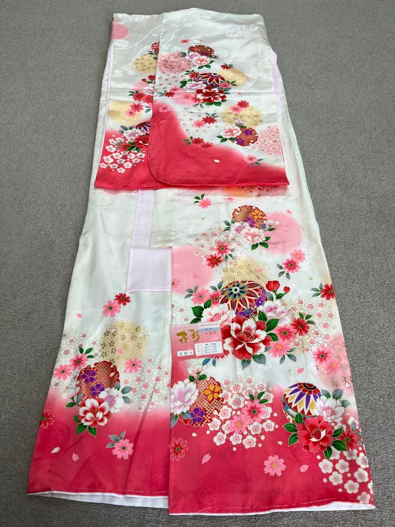 新品★七五三　きものと長襦袢　2点　四つ身　正絹（表地のみ）　C08