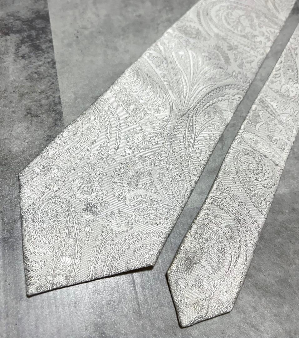 Burberrys ネクタイ ペイズリー柄 ホワイト