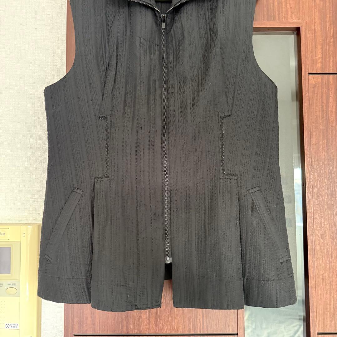 イッセイミヤケ ジップベスト ジップアップベスト キルティングベスト袖なし