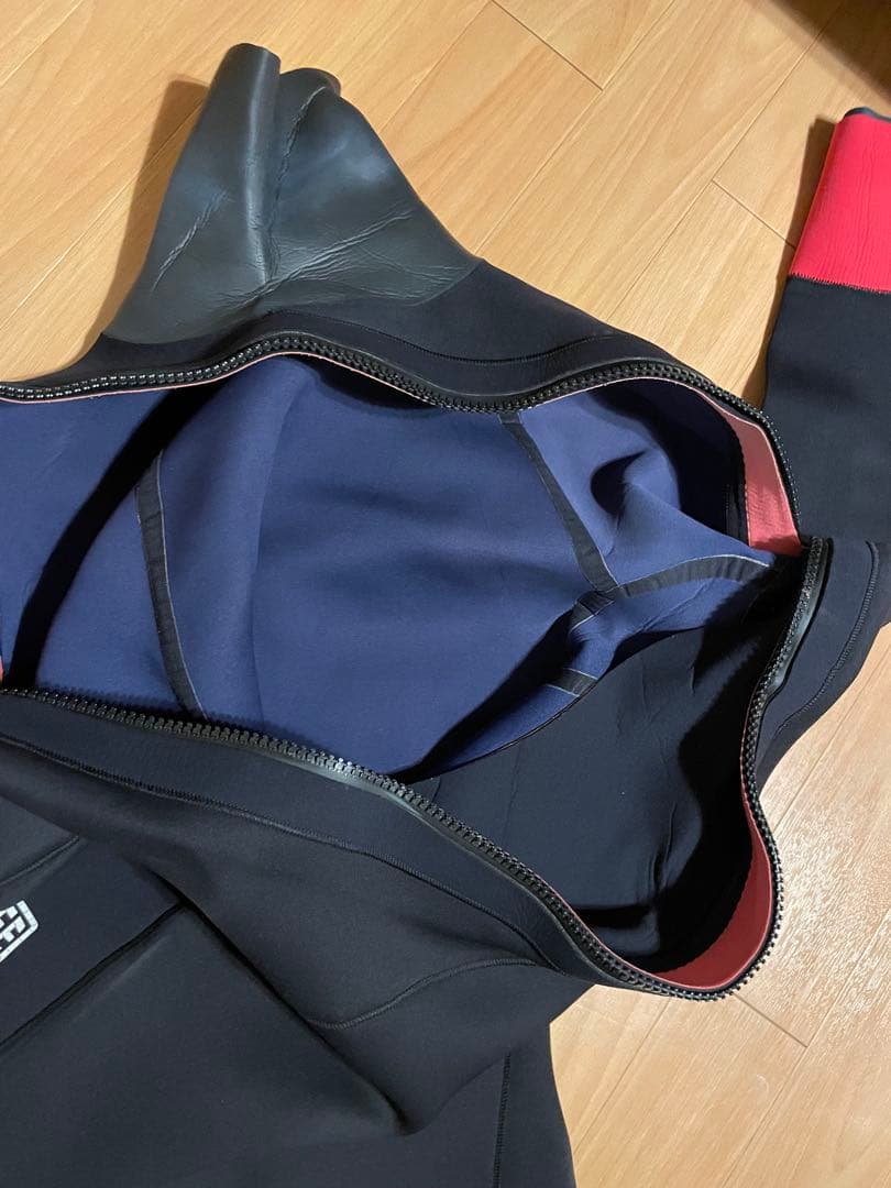 L-XL ドライスーツ