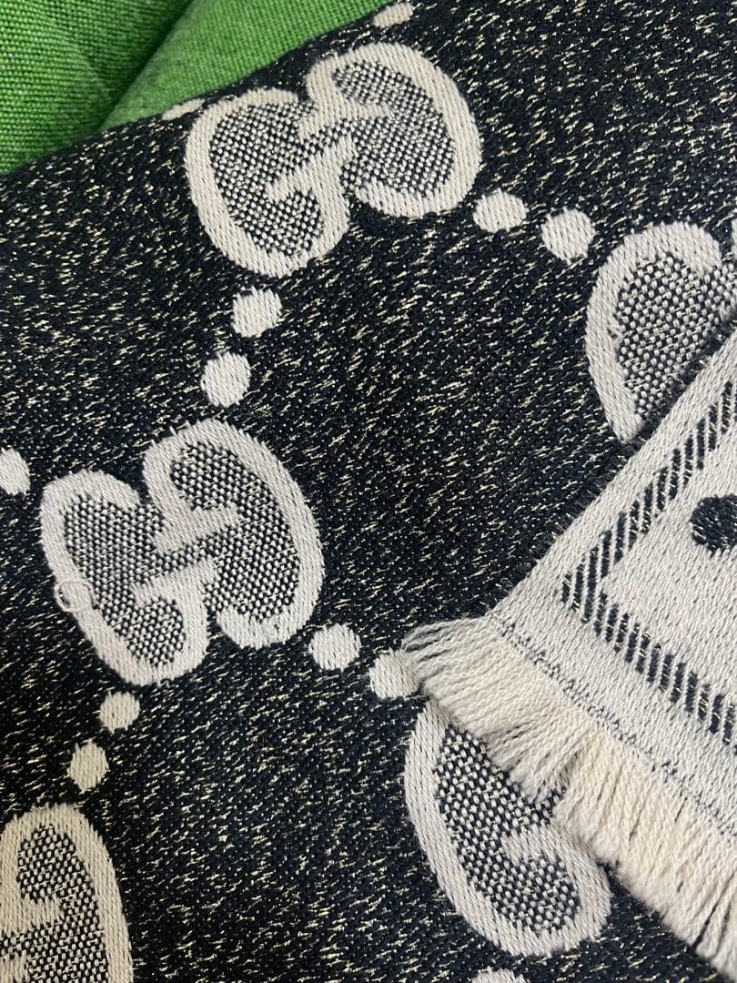 GUCCI ラメジャガード　ストール