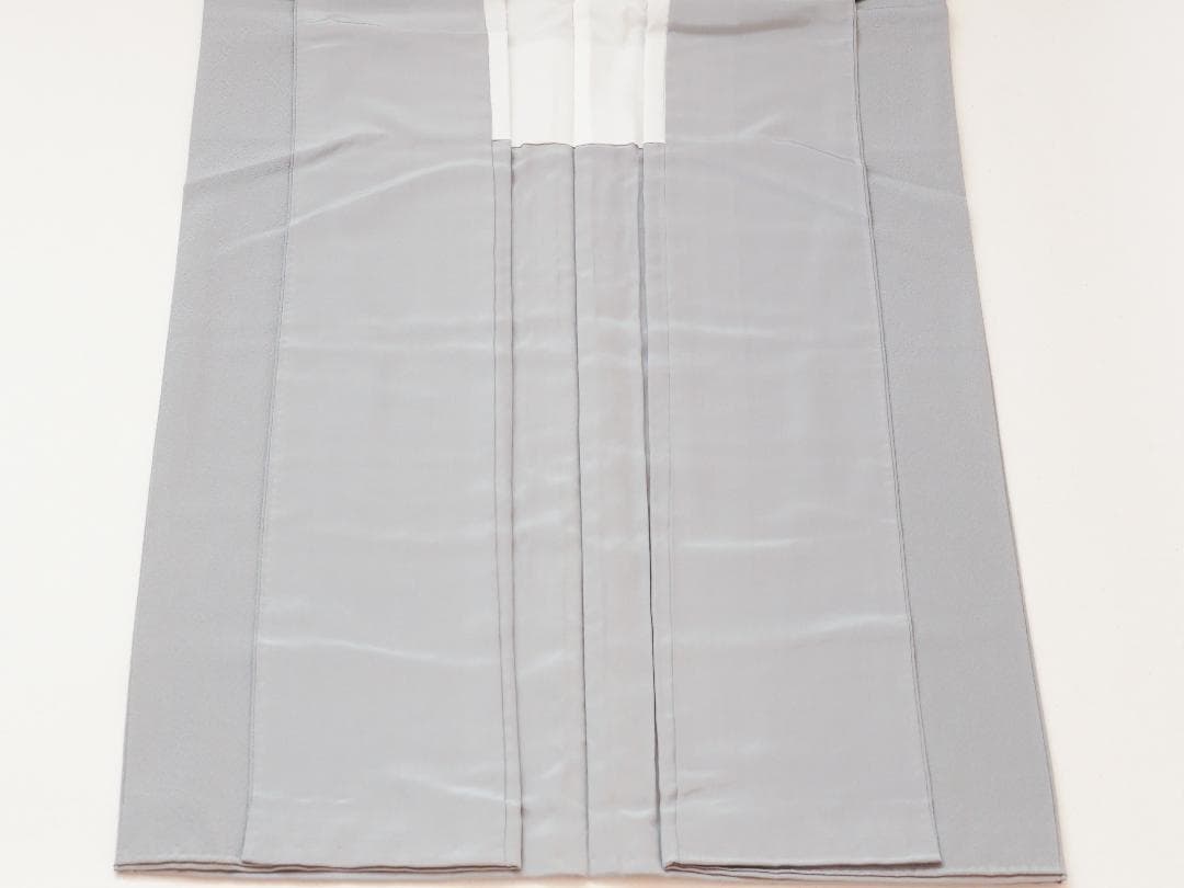 未使用　上品なくすみカラーの色無地