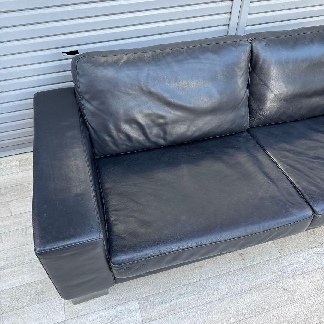 ボーコンセプト I.D.V.2 北欧モダン ブラック本革ソファ