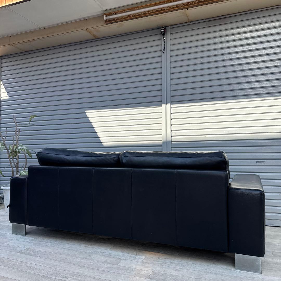 ボーコンセプト I.D.V.2 北欧モダン ブラック本革ソファ