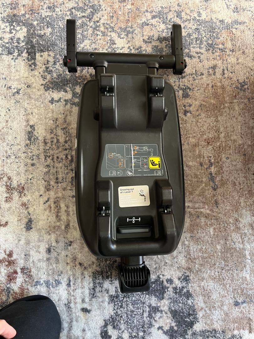 格安Joie ベビーシート ISOFIX対応 大きな日よけ付き