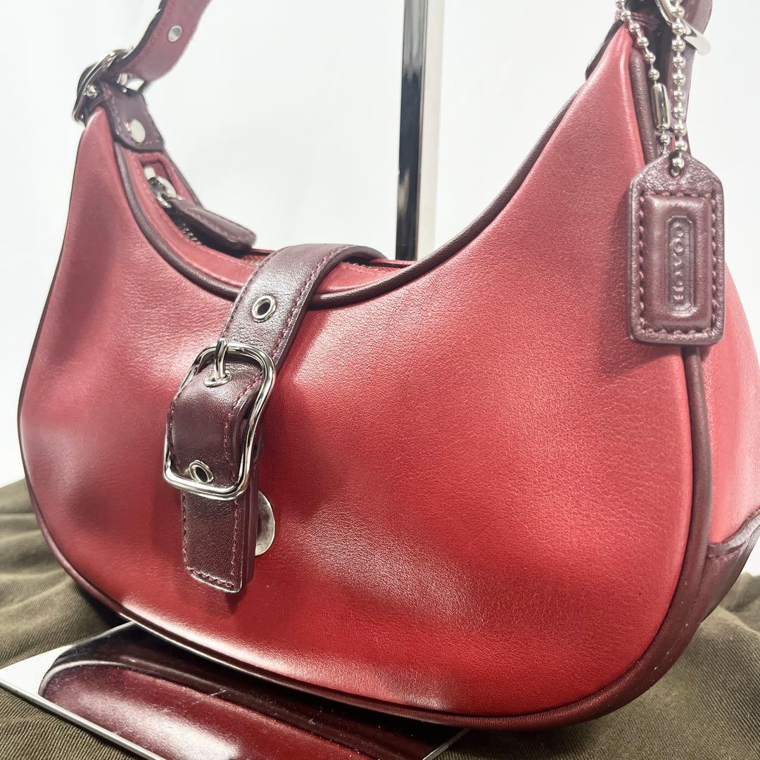 COACH ショルダーバッグ ホーボー ハーフムーン 斜め掛け レザー