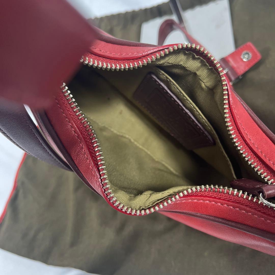 COACH ショルダーバッグ ホーボー ハーフムーン 斜め掛け レザー