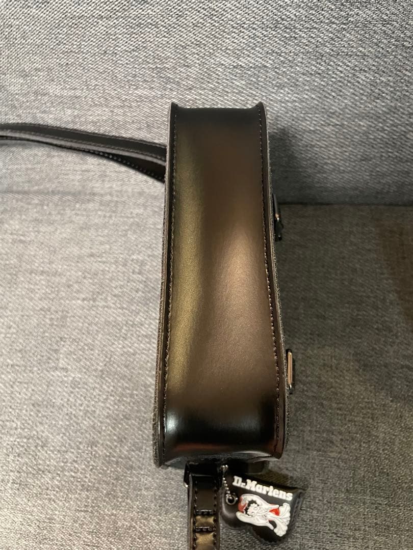 ドクターマーチンベティ ブープ レザー バッグ BETTY BOOP