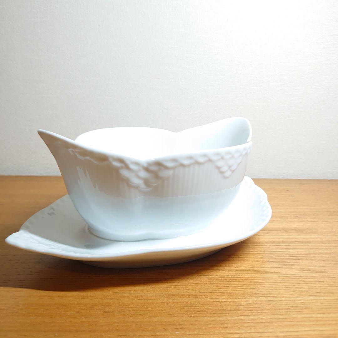 ロイヤルコペンハーゲン　ホワイトフルーテッドハーフレース　ソースボート