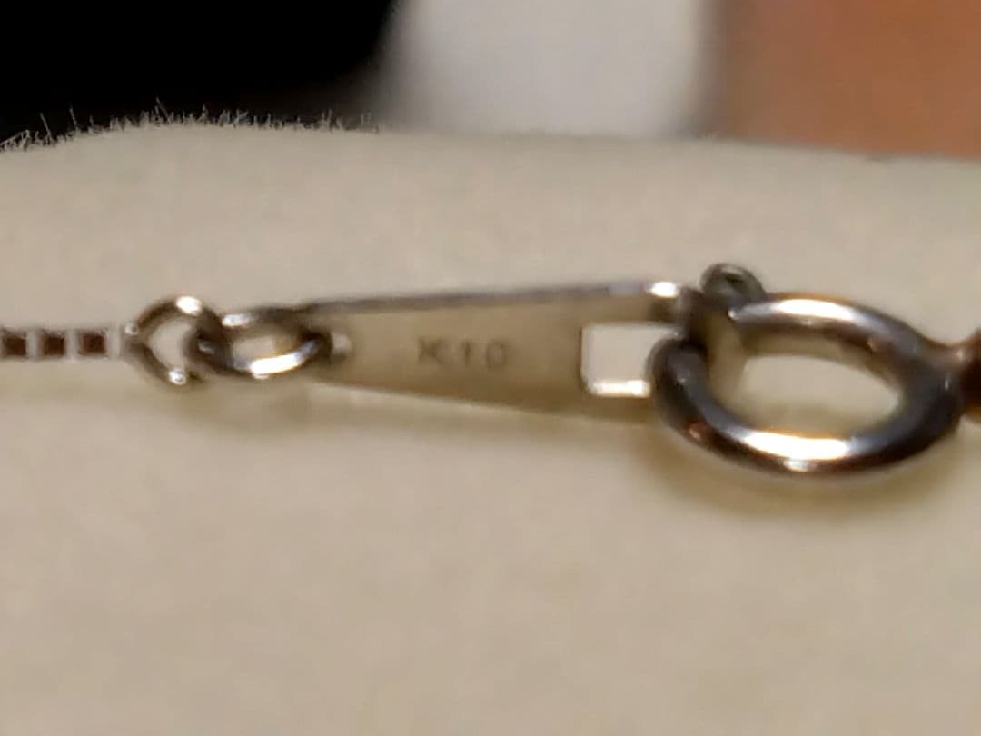 festaria　K10WG　タンザナイトとダイヤモンドのネックレス（40cm）