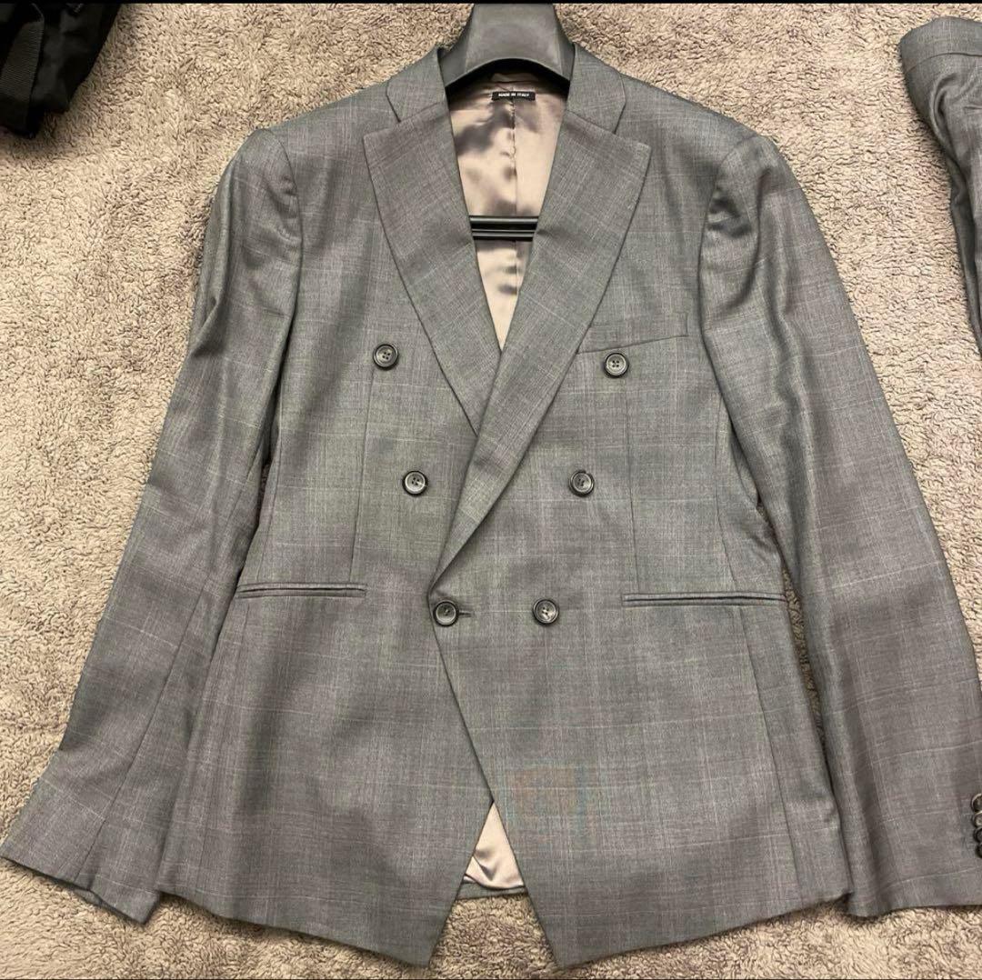 Giorgio Armani グレー ダブルブレストスーツ