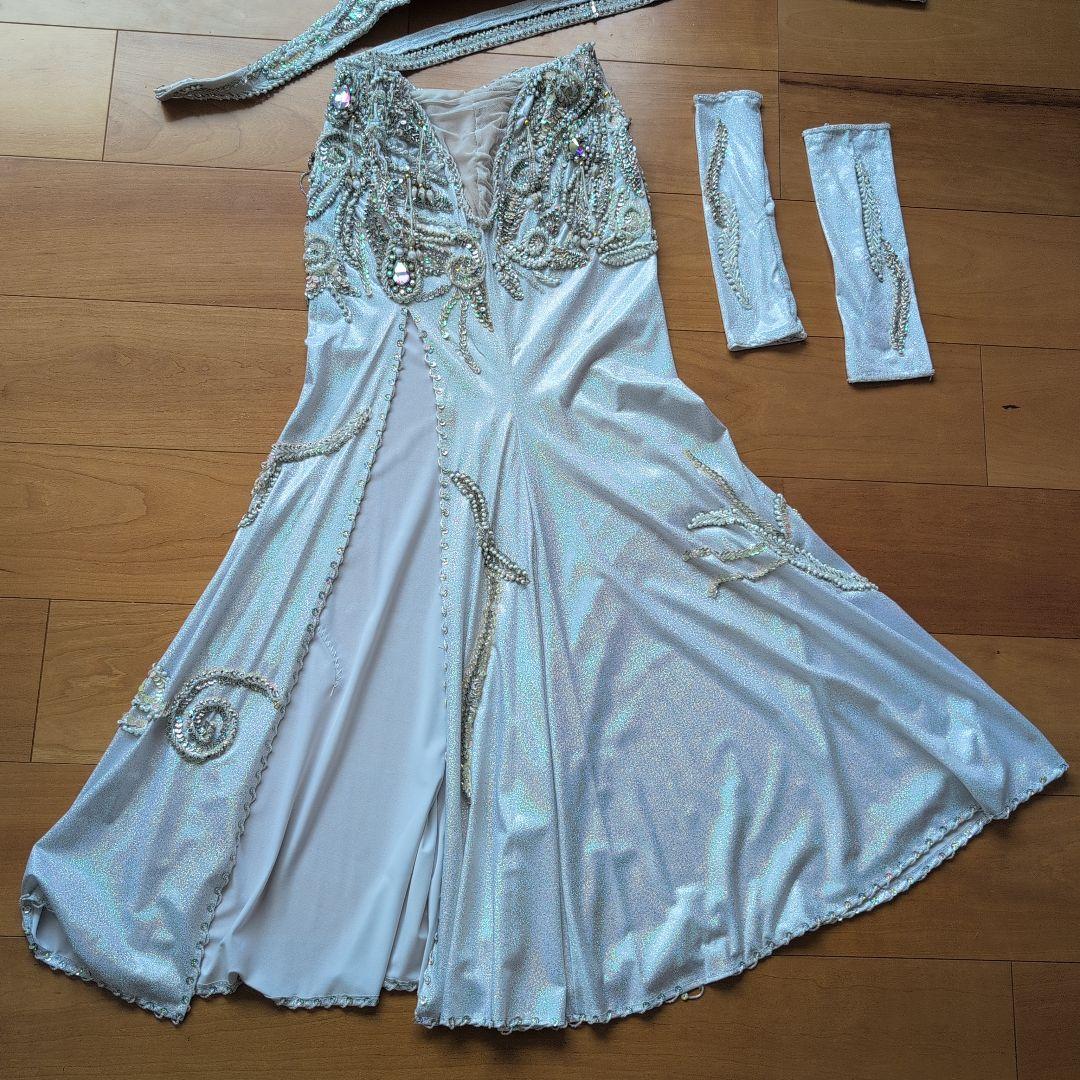 ホワイトベリーダンスセットアップ　高身長におすすめ