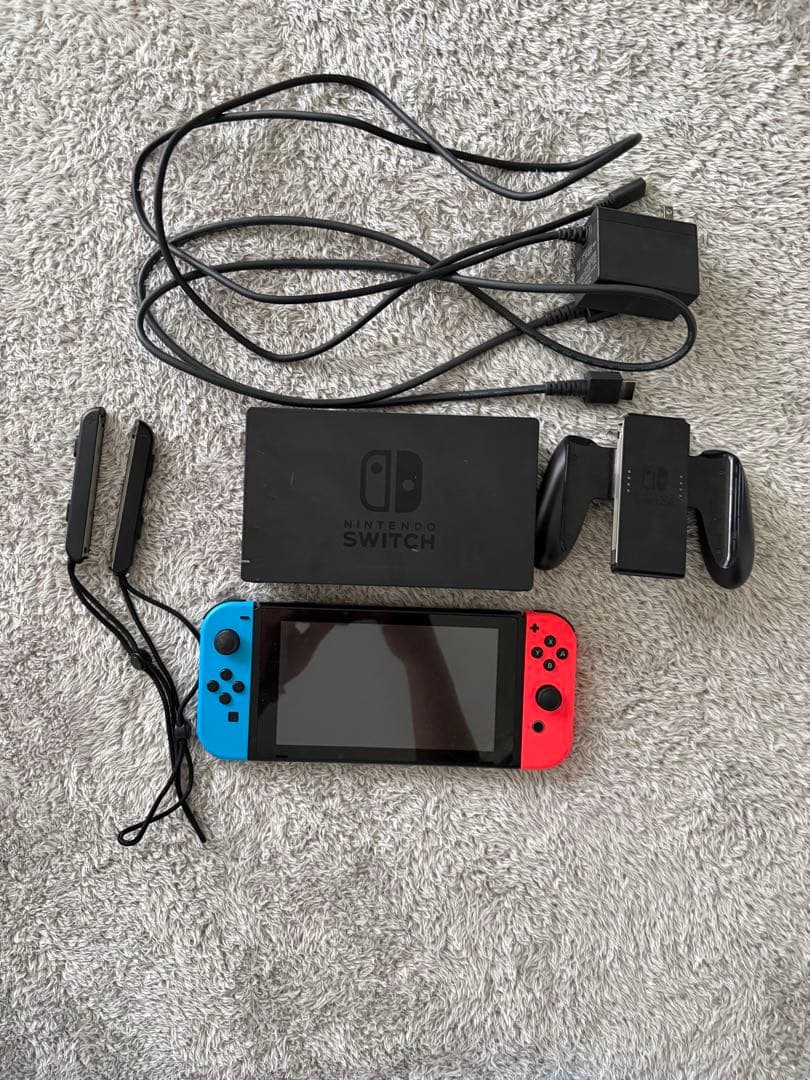 任天堂Switch 本体