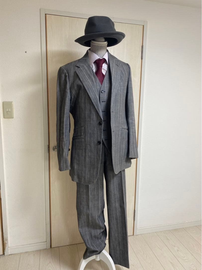 希少⭐︎本日限定お値下げ⭐︎グレー ストライプ スリーピーススーツ