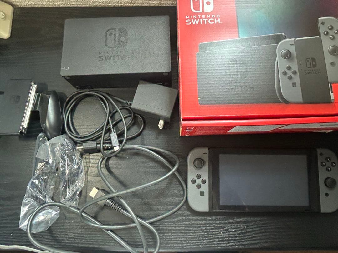 Nintendo Switch グレー 本体 + ソフト4本