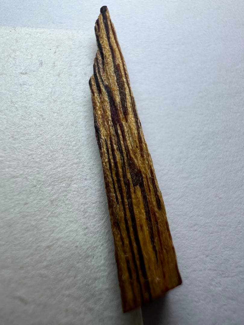 古渡命銘木 六十一種名香の内 伽羅銘 【薄雲】0.296g香木/お香/沈香/伽羅