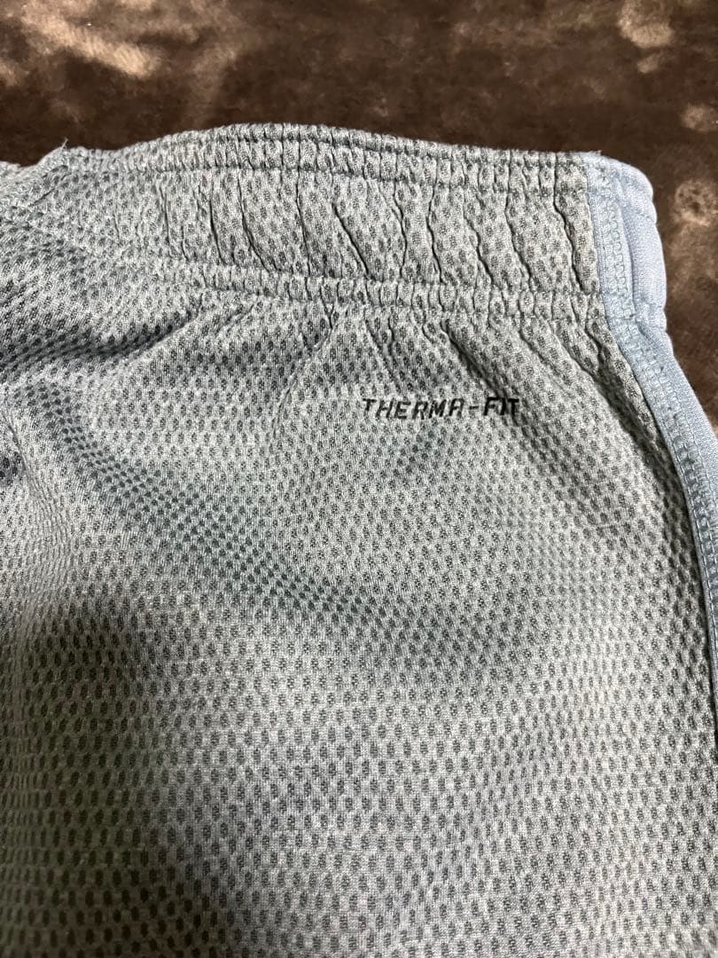 NIKE THERMA FIT ナイキ　セットアップ　グレー　水色　L