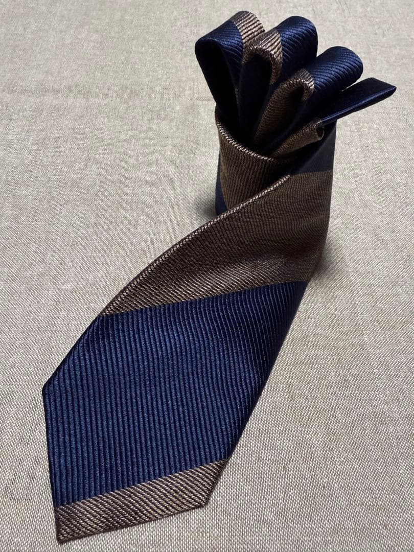 【美品】FRANCO BASSI／ブロックストライプ／ネイビー／ベージュゴールド