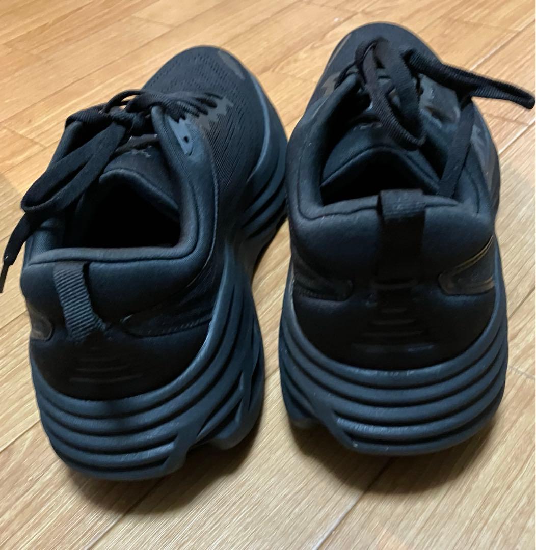 『レッドスネーク』HOKA ブラック ランニングシューズ