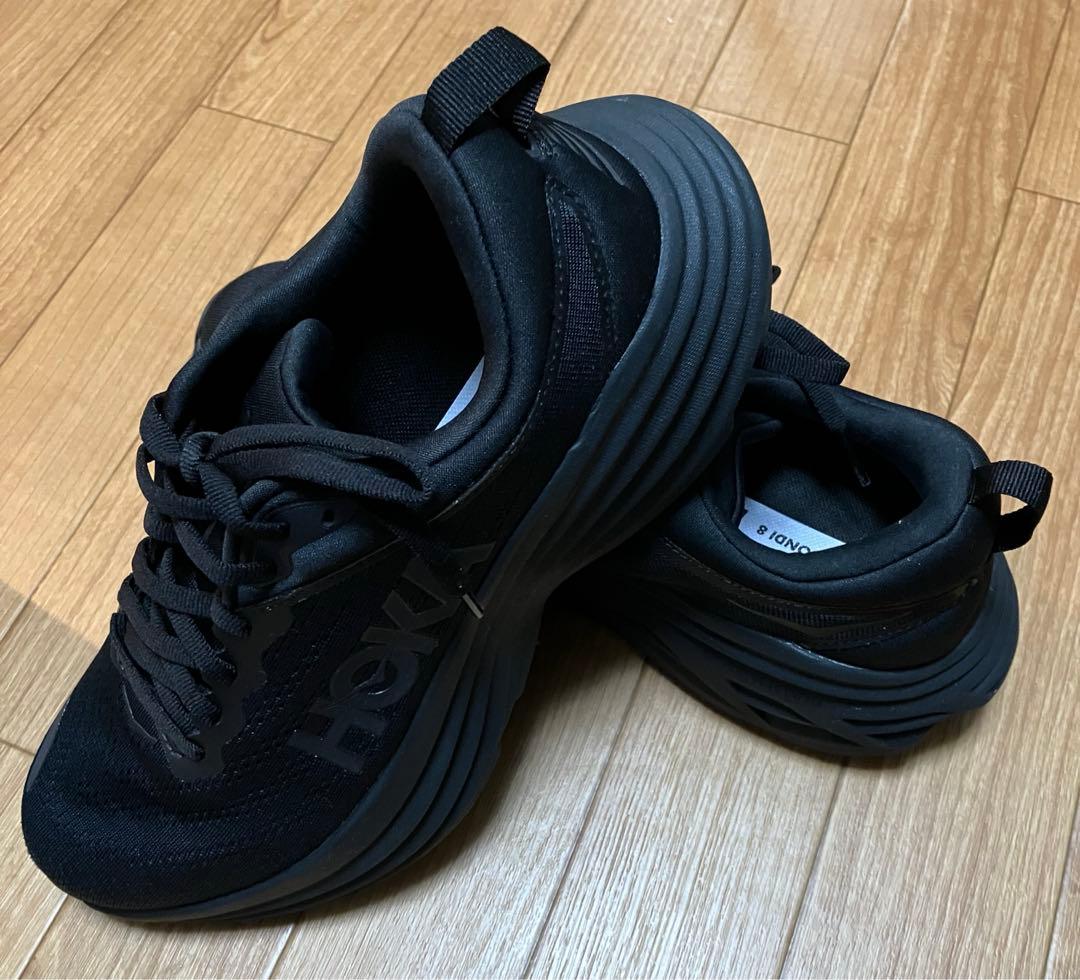 『レッドスネーク』HOKA ブラック ランニングシューズ