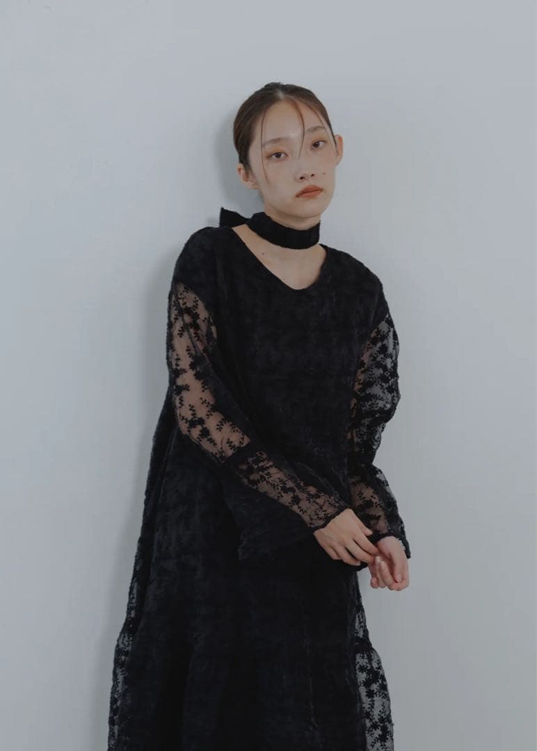 YOURMLE ブラックレースフレアスリーブワンピース
